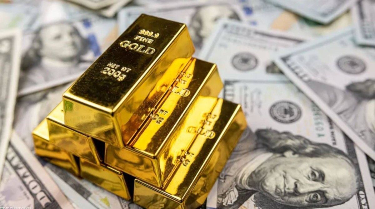 الذهب يصعد إلى أعلى مستوى في أسبوع وسط ضعف الدولار