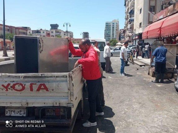 حي الزهور يزيل مغسلتين مخالفتين وتعديات مطعم في حملة ببورسعيد