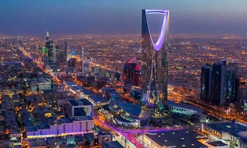 كود الطرق السعودي يدخل حيز التنفيذ: مخالفات بمليون ريال وعقوبات رادعة تنتظر المتجاوزين