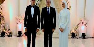 مصر.. السيسي يفي بوعده لابنة شهيد ويحضر عقد قرانها (فيديو) - تكنو بلس