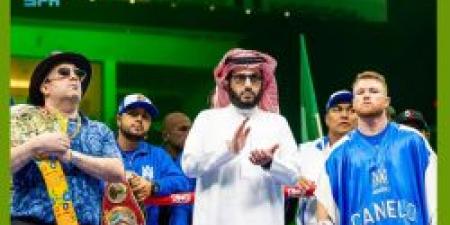 كانيلو ألفاريز يتوَّج بطلاً للعالم بلا منازع في موسم الرياض - تكنو بلس
