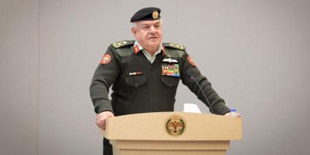 رئيس هيئة الأركان يفتتح مدرسة مدربي الطيران - تكنو بلس