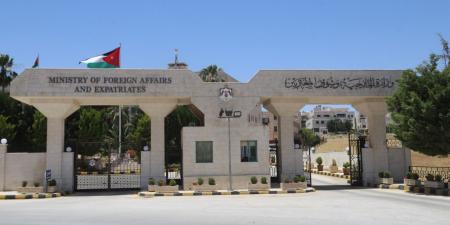 الخارجية تدين استهداف مرافق حيوية ومنشآت مدنية بالسودان - تكنو بلس