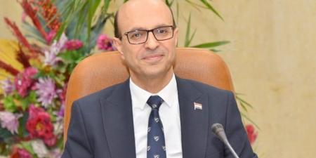 تجديد تعيين مدير مستشفى أم القصور ورئيس قسم بكلية علوم الرياضة - تكنو بلس