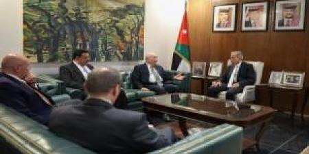 حسان يشيد بتخصيص الكهرباء الأردنية 5% من أرباحها لدعم قطاعات الصحة والتعليم والنقل العام - تكنو بلس