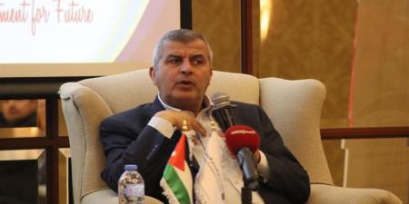 وزير الطاقة يشدد على ضرورة توفير مصادر تمويل جذابة للاستثمار في الطاقة المتجددة - تكنو بلس