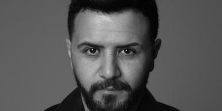 يوسف عرفات يعود للساحة الفنية باغنية " على طاريك " - تكنو بلس