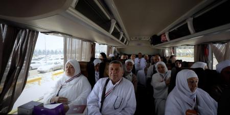 بالفيديو .. بعثة حج القرعة تواصل استقبال أفواج الحجاج المصريين الوافدين إلى المدينة المنورة - تكنو بلس
