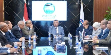 حملات توعية بأهمية ترشيد استهلاك الطاقة.. أمانة شئون الطاقة المركزية بـ"مستقبل وطن" تستعرض خطة عملها خلال الفترة المقبلة - تكنو بلس