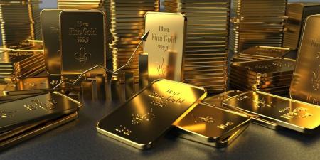 سعر الذهب يهبط قرب 3200 دولار وسط آمال تجارية وتوقعات بخفض الفائدة - تكنو بلس