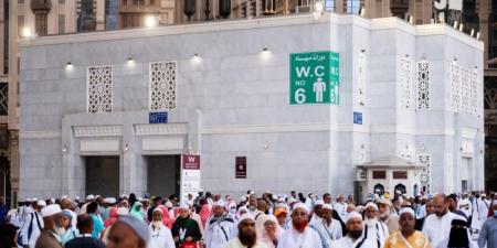 أكثر من 220 سلّمًا و29 مصعدًا تخدم 200 ألف قاصد في المسجد الحرام - تكنو بلس