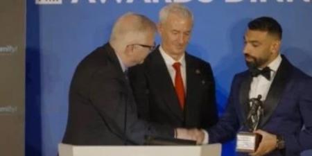 رئيس رابطة الكتاب : محمد صلاح يواصل كتابة التاريخ ونادرا ما نجد فائزا بهذه الشعبية - تكنو بلس