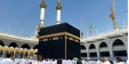 الملك سلمان يوجه باستضافة 1300 حاج من 100 دولة لأداء مناسك الحج هذا العام - تكنو بلس