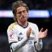“مودريتش على أعتاب البقاء” نجم ريال مدريد يقترب من تجديد عقده - تكنو بلس