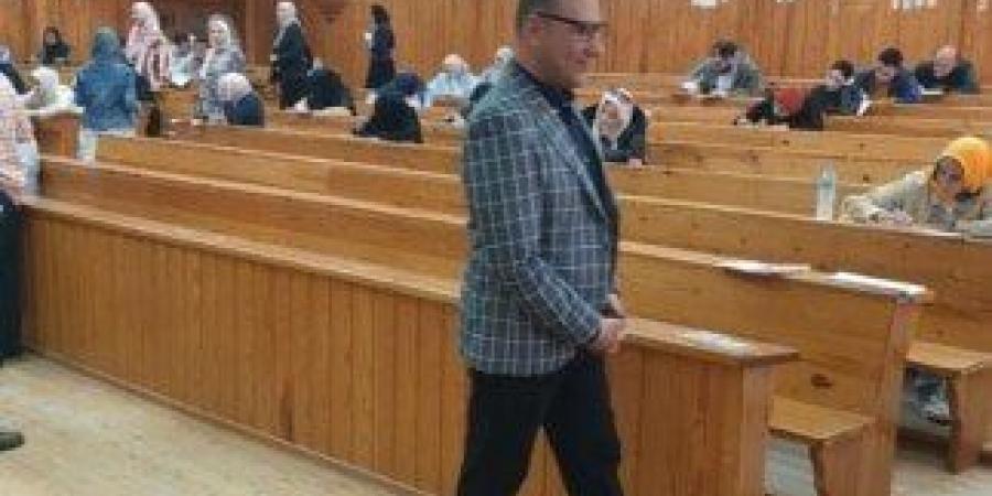 عميد تجارة كفر الشيخ: ضرورة الالتزام بتطبيق القواعد المنظمة للامتحانات - تكنو بلس