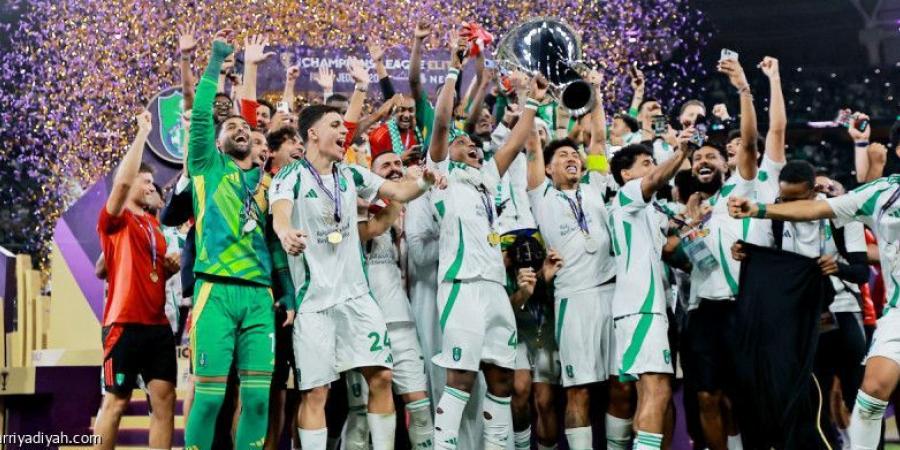 28 بطلا يضعون الأهلى على عرش آسيا - تكنو بلس