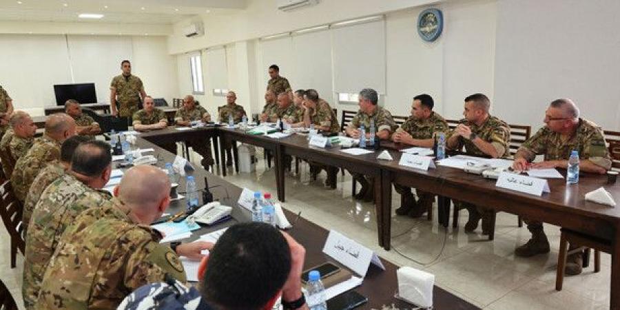 قائد الجيش تفقد غرفة عمليات منطقة جبل لبنان واطّلع على التدابير المتَّخَذة لحفظ أمن العملية الانتخابية - تكنو بلس