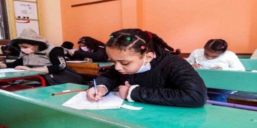 مواعيد امتحانات الترم الثاني 2025 لجميع المراحل الدراسية - تكنو بلس