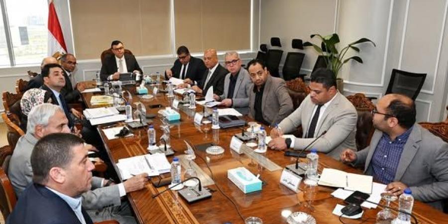 وزير الإسكان يتابع موقف تنفيذ المرحلة الثانية لمحطة تنقية مياه الشرب بـ6 أكتوبر - تكنو بلس