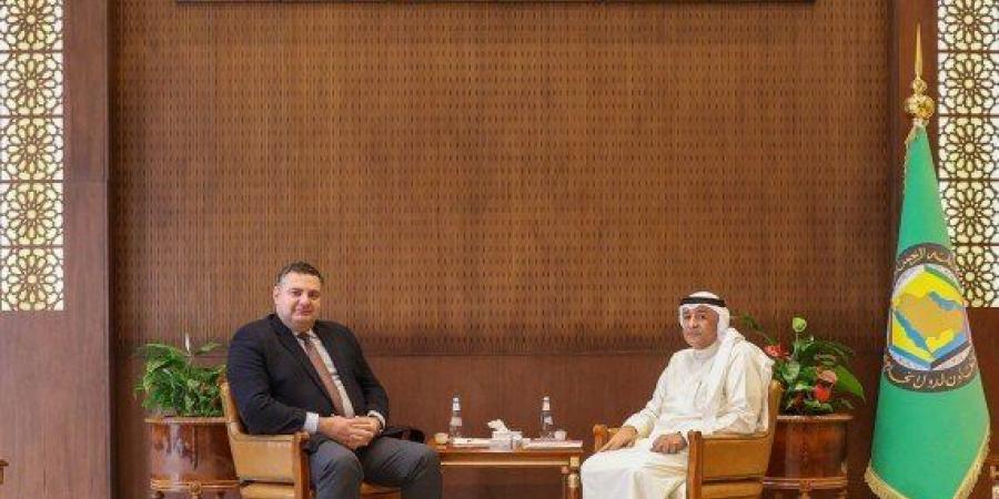 الأمين العام لمجلس التعاون يبحث تعزيز العلاقات الخليجية مع جورجيا - تكنو بلس