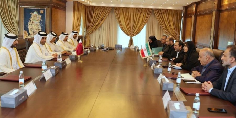 وزير المواصلات يجتمع مع وزير الطرق والتنمية الحضرية الإيرانية - تكنو بلس