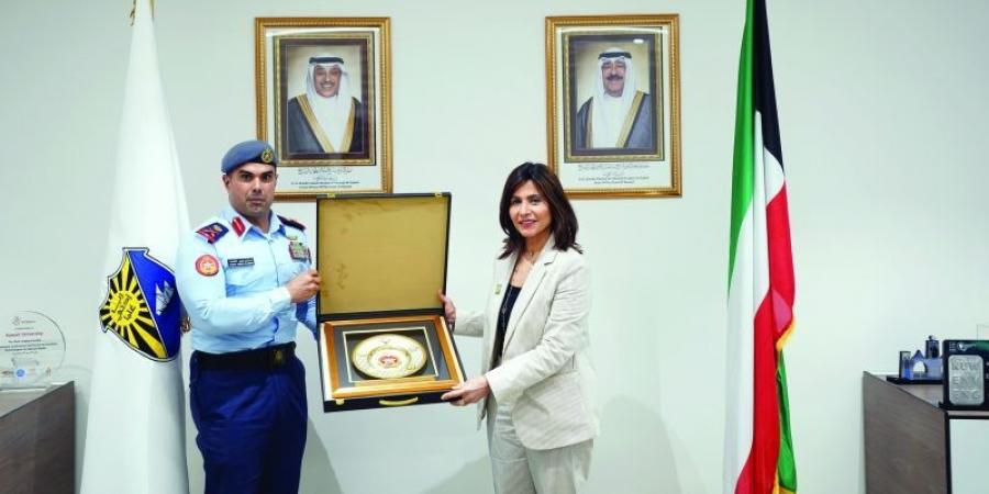 دينا الميلم خلال استقبالها نائب رئيس الأركان - تكنو بلس
