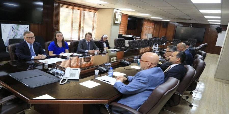 وزير المياه يستعرض مشاريع استراتيجية ينوي الأردن تنفيذها لتأمين مصادر مائية - تكنو بلس