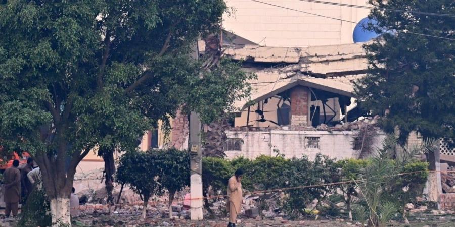 قصف متبادل: إسلام آباد تعلن إسقاط 5 طائرات.. ومقتل 26 باكستانياً بالضربات الهندية - تكنو بلس