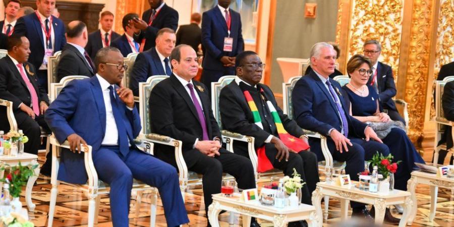 الرئيس السيسي يشارك فى حفل عشاء بالكرملين باحتفالات عيد النصر - تكنو بلس