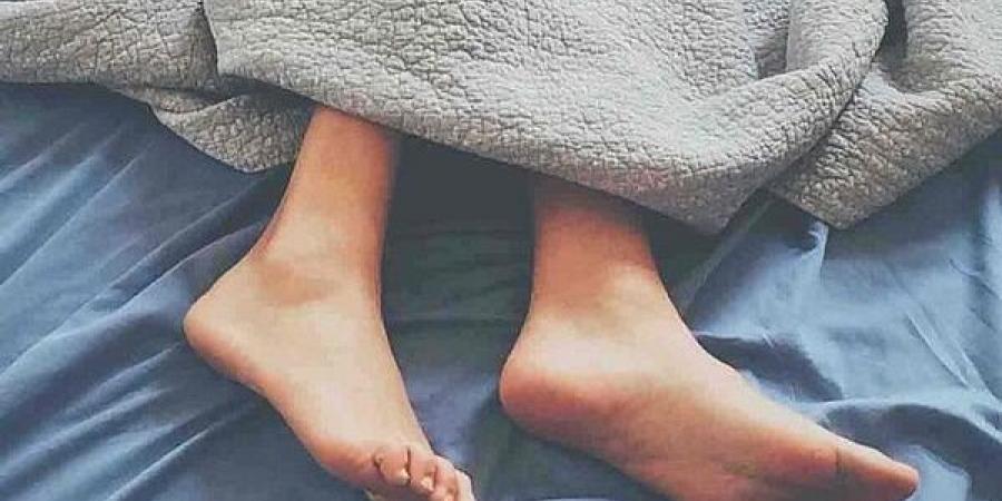 دراسة كورية .. دفء القدمين مفتاح لنوم أفضل - تكنو بلس