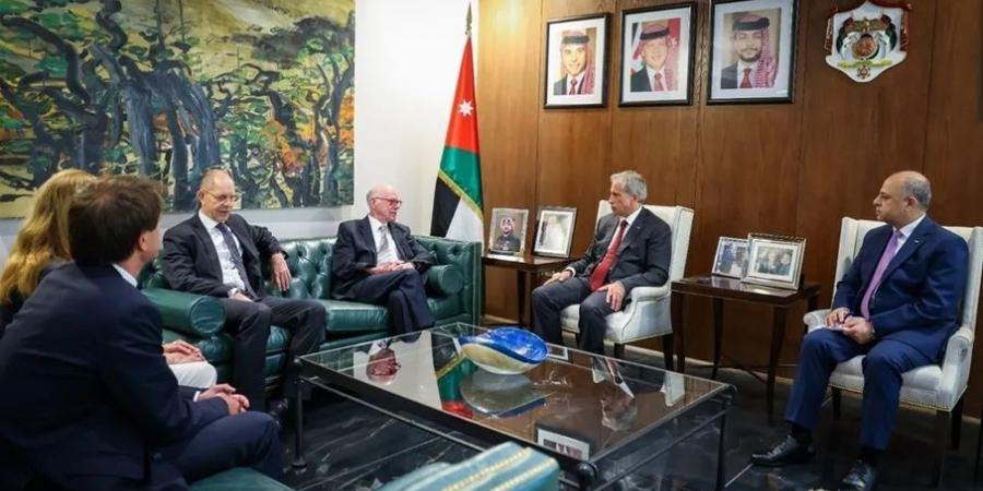 رئيس الوزراء يستقبل رئيس مؤسسة كونراد أديناور الألمانية - تكنو بلس
