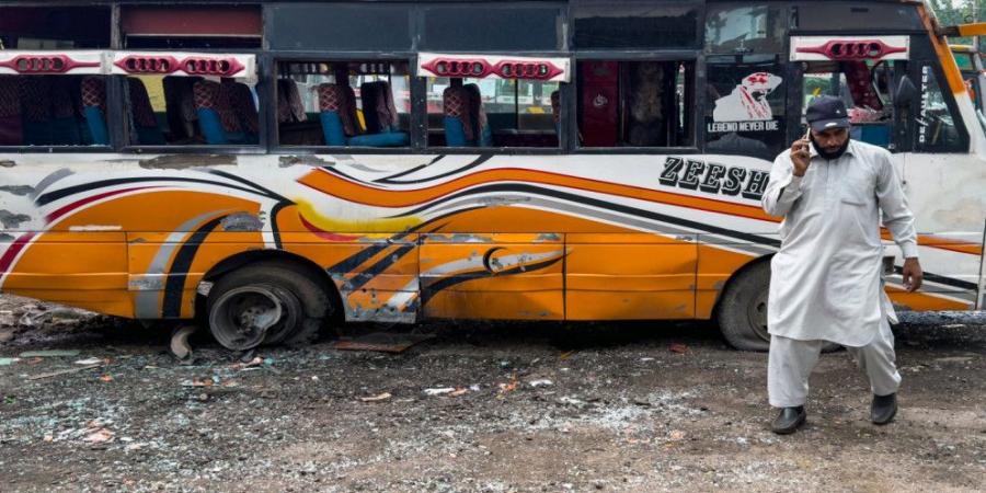 مقتل 13 مدنيا وإصابة 59 آخرين في إطلاق نار باكستاني على الهند - تكنو بلس