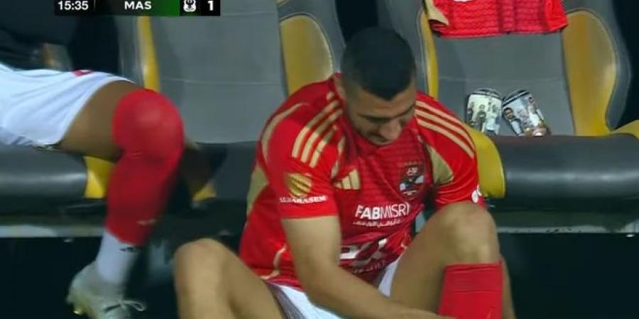 الدوري المصري الممتاز: رامي ربيعة يغادر مباراة الأهلي والمصري بسبب الإصابة في الدقيقة 12 ومشاركة مصطفى العش - تكنو بلس