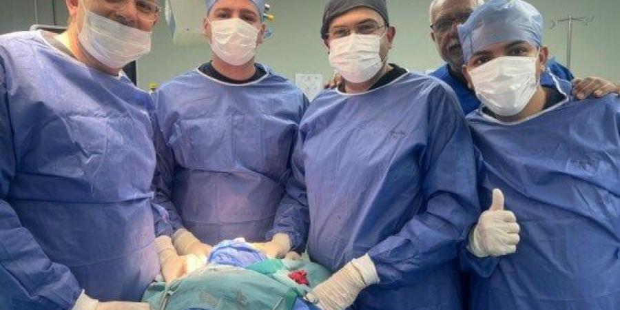 فريق طبي مصري ينجح في ترميم فك مريض روسي بمستشفى العلمين - تكنو بلس