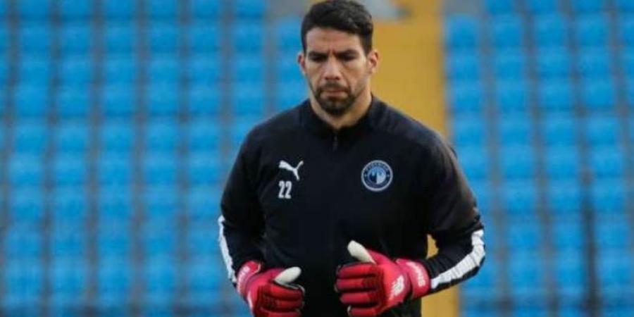 أخطاء الشناوى تُعيد اكرامى لحراسة بيراميدز أمام الزمالك فى الدورى - تكنو بلس