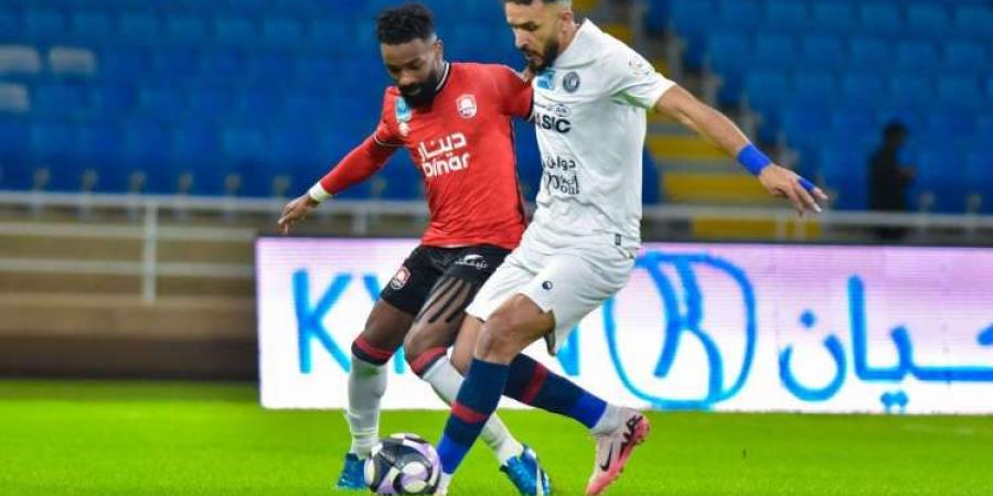 ضمك يعبر الرائد بهدف يتيم في دوري روشن السعودي - تكنو بلس