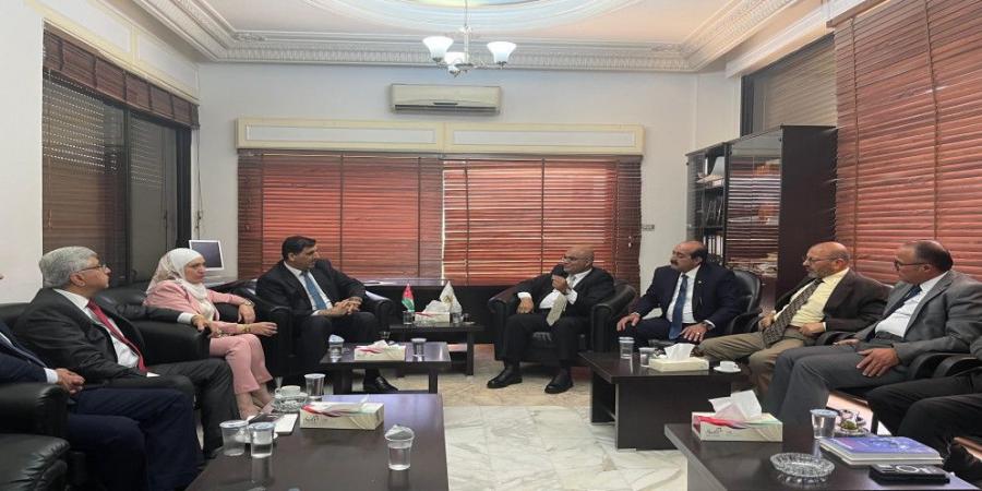 "لجنة الإعلام النيابية": مستعدون لبحث أزمة الصحف وإيجاد حلول عملية لها - تكنو بلس
