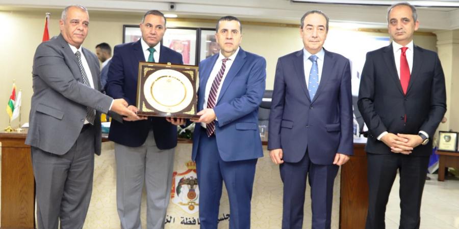 مذكرة تفاهم مشتركة بين جامعة البلقاء التطبيقية ومجلس محافظة الزرقاء ونقابة المهندسين الأردنيين - تكنو بلس