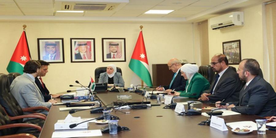 وزيرة النقل تلتقي خبيرين من الوكالة الأوروبية للسلامة البحرية لبحث تطوير الاستراتيجية البحرية - تكنو بلس