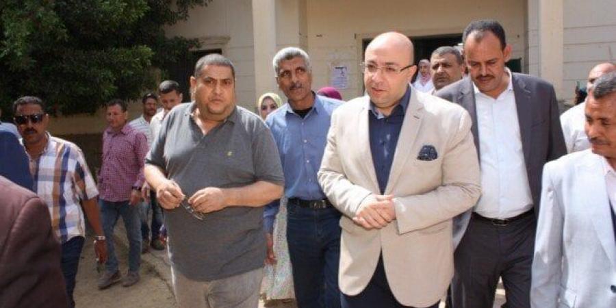 محافظ بني سويف يُحيل الإدارة والإشراف بمدرستي دشطوط بنين إعدادي وثانوي للتحقيق - تكنو بلس