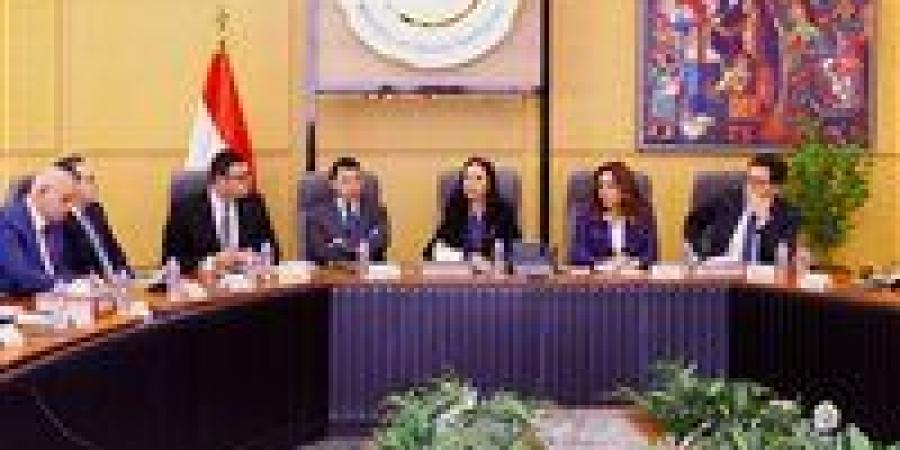 16,560 حضانة...وزيرة التضامن تترأس اجتماعًا وزاريًا موسعًا لدعم التوسع في فصول الحضانات - تكنو بلس
