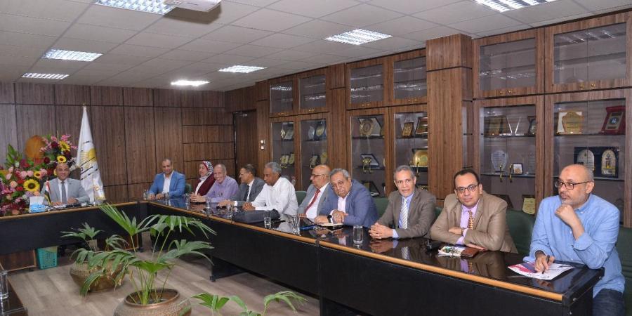 جامعة أسيوط تستعد لإطلاق مسابقة "أفضل كلية صديقة للبيئة" - تكنو بلس