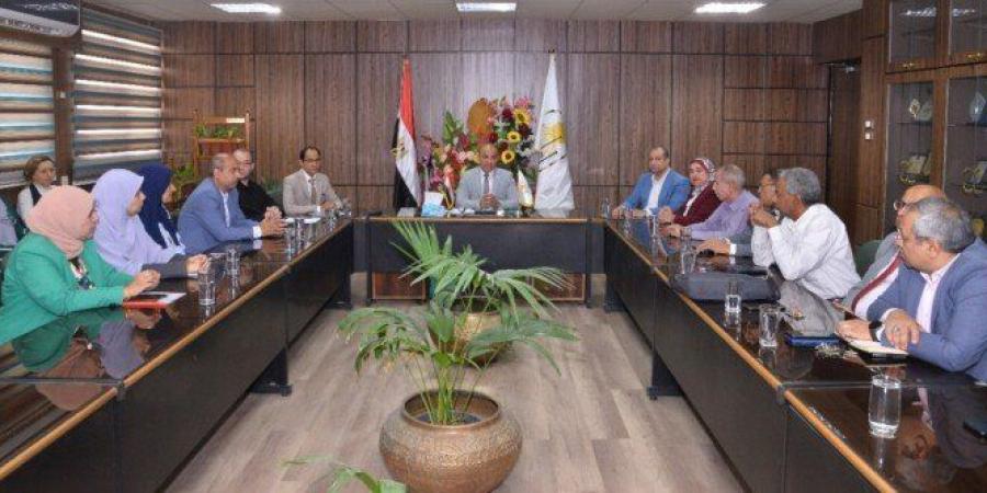 جامعة أسيوط تستعد لإطلاق مسابقة أفضل كلية صديقة للبيئة - تكنو بلس