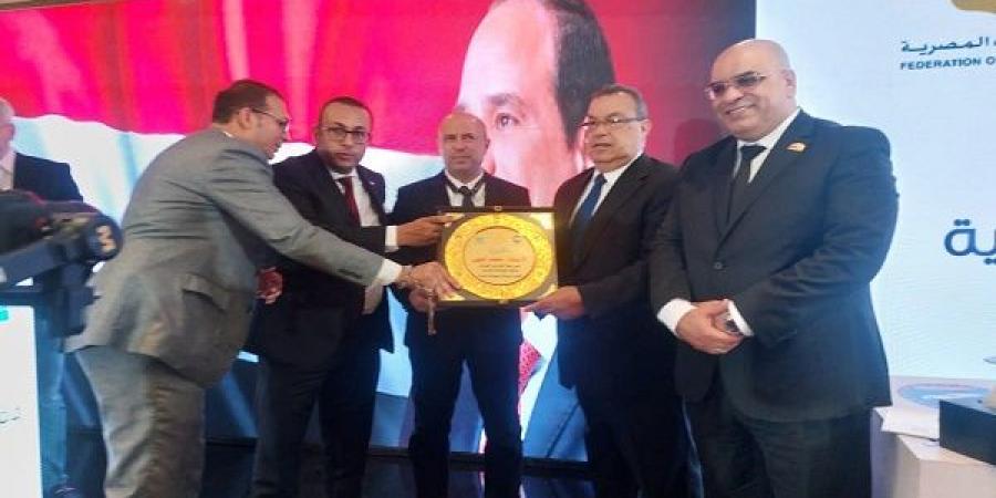 وزير المالية أحدث ثورة في تطبيق القوانين الضريبية - تكنو بلس