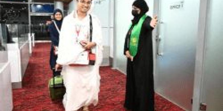زوجان ماليزيان يرويان تجربتهما الإيمانية مع مبادرة "طريق مكة" - تكنو بلس