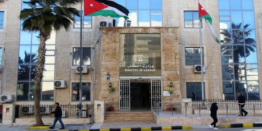 3 بنود تغيرت في نظام رسوم تصاريح العمل - تكنو بلس