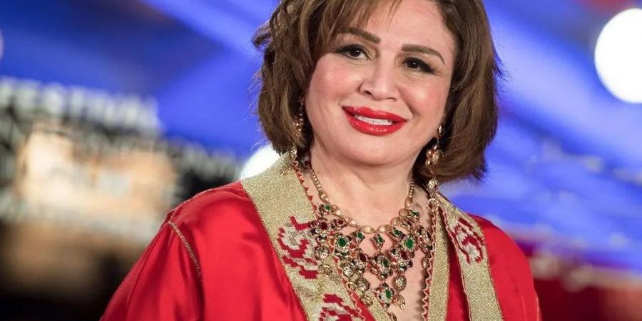 إلهام شاهين: عادل إمام صاحب فضل عليا وعلمنا إن الفن رسالة  - تكنو بلس