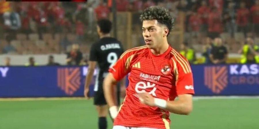 «صاروخ لا يصد».. إمام عاشور يمنح الأهلي التقدم بهدف أمام البنك بالدوري المصري «فيديو» - تكنو بلس
