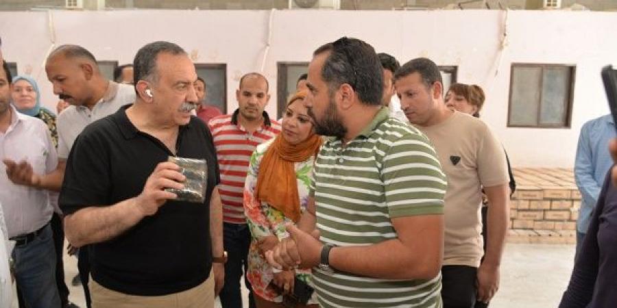 محافظ أسيوط يتفقد مجمع الصناعات الصغيرة بأبنوب - تكنو بلس