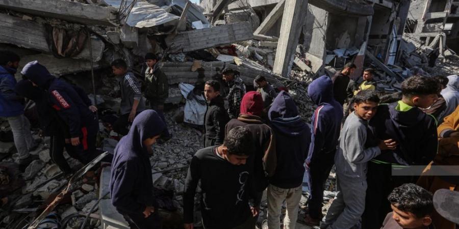 استشهاد 6 فلسطينيين في قصف الاحتلال على خان يونس ودير البلح - تكنو بلس